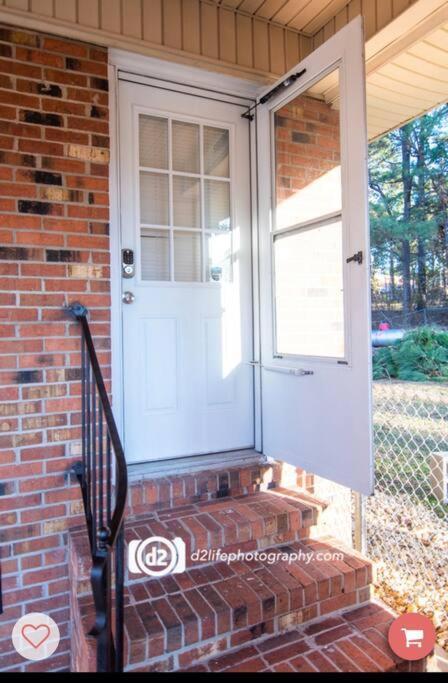 Pine Forest Zen Cottage - 10 Min To Fort Bragg Fayetteville Extérieur photo